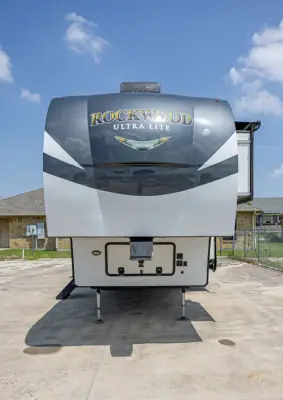 2020 Forest River Rockwood Ultra Lite 2898KS photo 6
