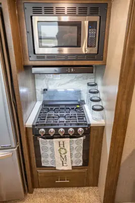 2020 Forest River Rockwood Ultra Lite 2898KS photo 10