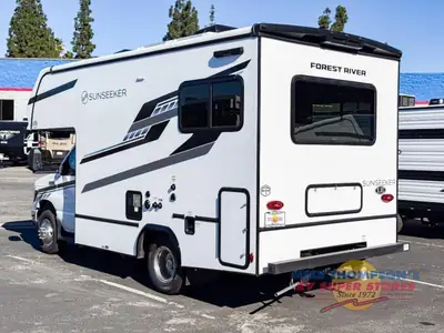 2026 Forest River RV Sunseeker LE photo 5