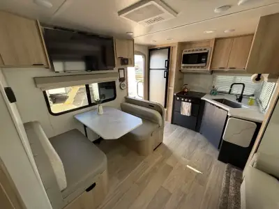 2023 Winnebago MINNIE 2529RG photo 18