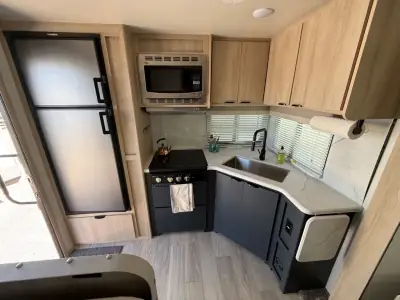 2023 Winnebago MINNIE 2529RG photo 19