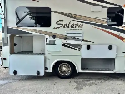 2015 Solera By Forest River Solera 24S photo 4