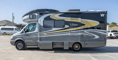 2010 Winnebago View 24J photo 5