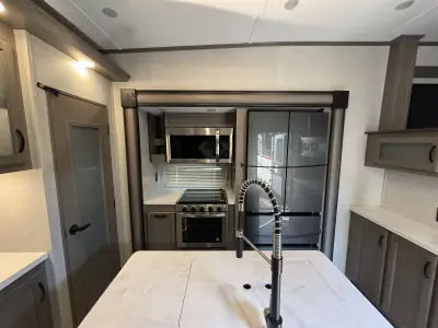2023 Coachmen CHAPARRAL 334FL photo 11