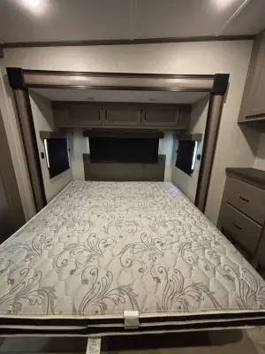 2023 Coachmen CHAPARRAL 334FL photo 18