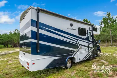 2023 Forest River Forester MBS 2401B photo 3