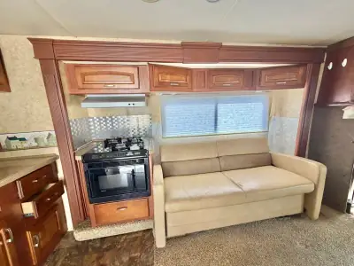 2011 Jayco Melbourne Series 29D photo 20