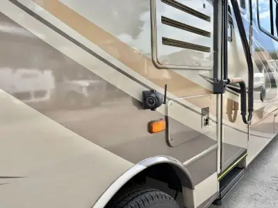 2011 Jayco Melbourne Series 29D photo 17