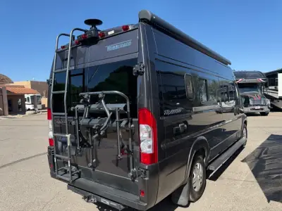 2022 Winnebago TRAVATO 59K photo 5