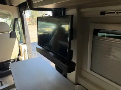 2022 Winnebago TRAVATO 59K photo 11