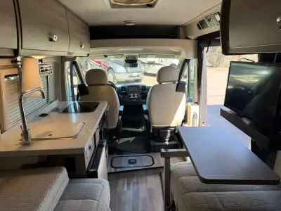 2022 Winnebago TRAVATO 59K photo 10