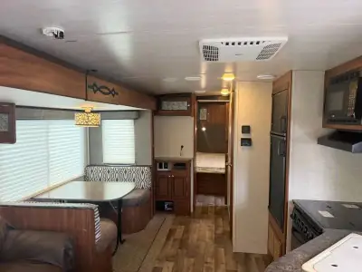 2017 Heartland Mallard M27 photo 21