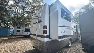 2006 National Sea Breeze Series 8311LX Ford photo 6