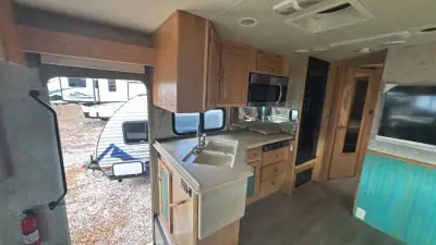 2006 National Sea Breeze Series 8311LX Ford photo 14