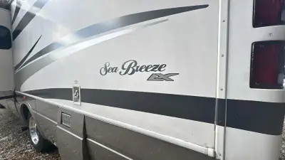 2006 National Sea Breeze Series 8311LX Ford photo 50