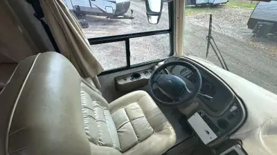 2006 National Sea Breeze Series 8311LX Ford photo 34