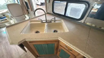 2006 National Sea Breeze Series 8311LX Ford photo 31