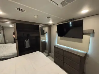 2021 Grand Design SOLITUDE 3950BH photo 10