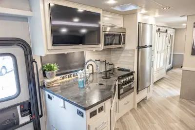 2022 Fleetwood Fortis 36DB photo 24