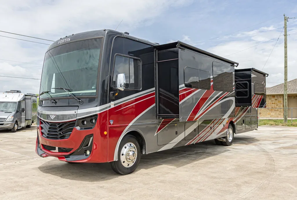 2022 Fleetwood Fortis 36DB exterior