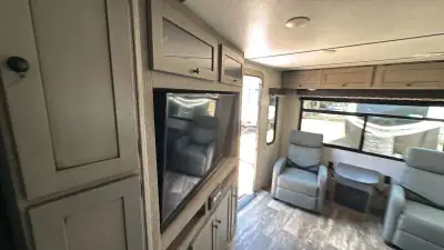2020 Keystone Outback Ultra-Lite 299URL photo 26