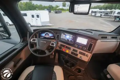 2027 Showhauler Adventure A4502 A4502 photo 42