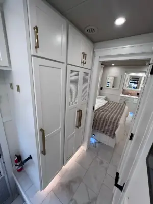 2027 Showhauler Adventure A4502 A4502 photo 25