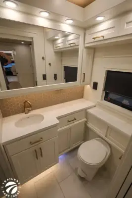 2027 Showhauler Adventure A4502 A4502 photo 75