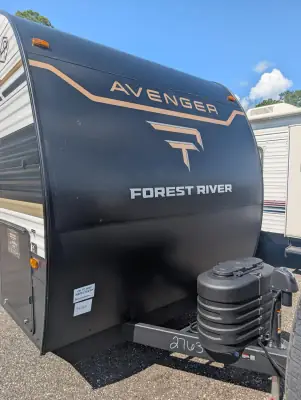 2027 Forest River Avenger 28QBS photo 3