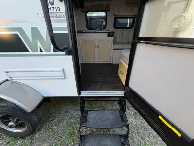 2019 Winnebago WINNIE DROP 1710 photo 4
