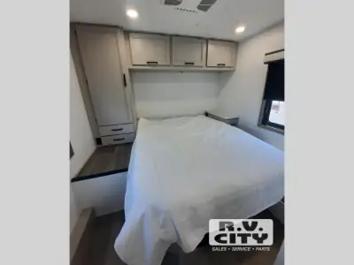 2027 Jayco Redhawk SE 29KF photo 10