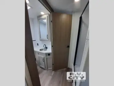 2027 Jayco Redhawk SE 29KF photo 14
