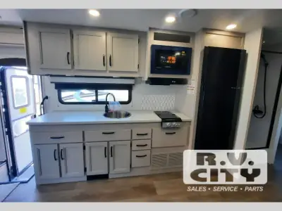 2027 Jayco Redhawk SE 29KF photo 7