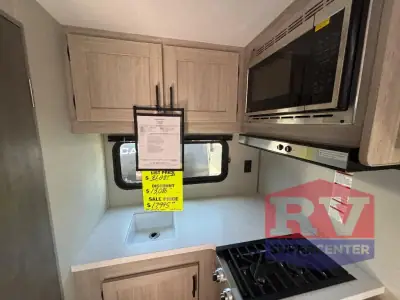 2026 Coachmen Catalina Summit Series 7 134RKX photo 13