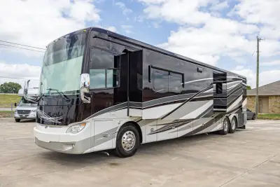 2017 Tiffin Motorhomes Allegro Bus 45OPP