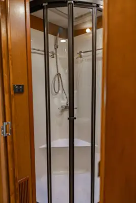 2015 Tiffin Motorhomes Allegro RED 33 AA photo 39