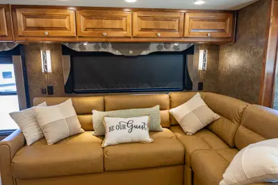 2015 Tiffin Motorhomes Allegro RED 33 AA photo 26