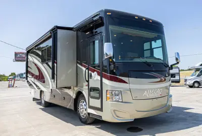 2015 Tiffin Motorhomes Allegro RED 33 AA photo 2