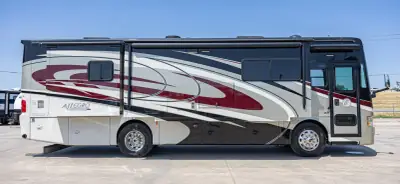 2015 Tiffin Motorhomes Allegro RED 33 AA photo 3