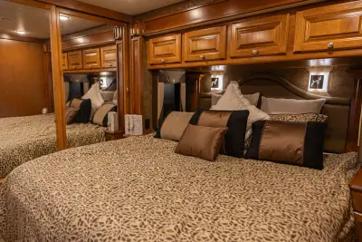 2015 Tiffin Motorhomes Allegro RED 33 AA photo 43