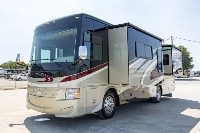2015 Tiffin Motorhomes Allegro RED 33 AA