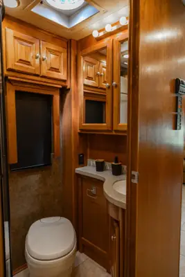 2015 Tiffin Motorhomes Allegro RED 33 AA photo 38