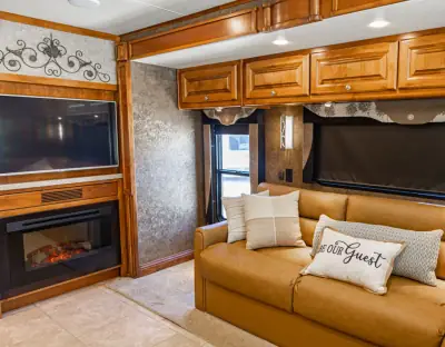 2015 Tiffin Motorhomes Allegro RED 33 AA photo 21