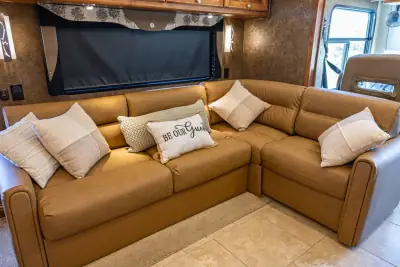 2015 Tiffin Motorhomes Allegro RED 33 AA photo 25