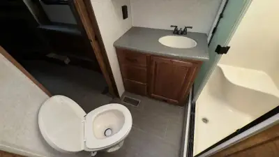 2018 Heartland Big Country Fifth Wheel 3560SS photo 18