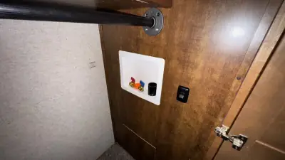 2018 Heartland Big Country Fifth Wheel 3560SS photo 29