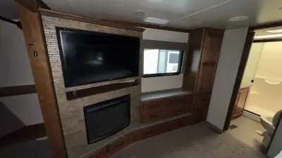 2018 Heartland Big Country Fifth Wheel 3560SS photo 26