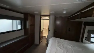 2018 Heartland Big Country Fifth Wheel 3560SS photo 27