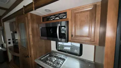 2018 Heartland Big Country Fifth Wheel 3560SS photo 35
