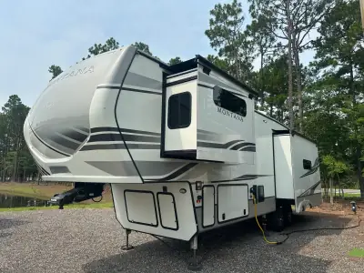 2022 Keystone KEYSTONE MONTANA 3231CK photo 4
